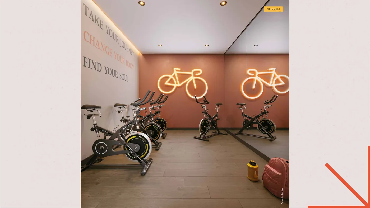 Sala de spinning do Residencial Pixinguinha em Santo Cristo, Rio de Janeiro